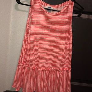 old navy ruffle bottom tank